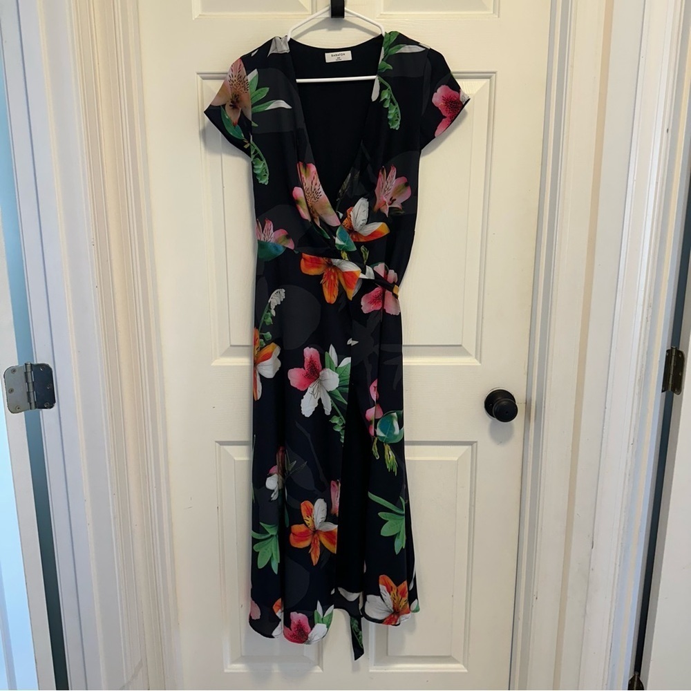 Aritzia Babaton Lyndon Tie-Wrap Dress Black Floral Size XXS